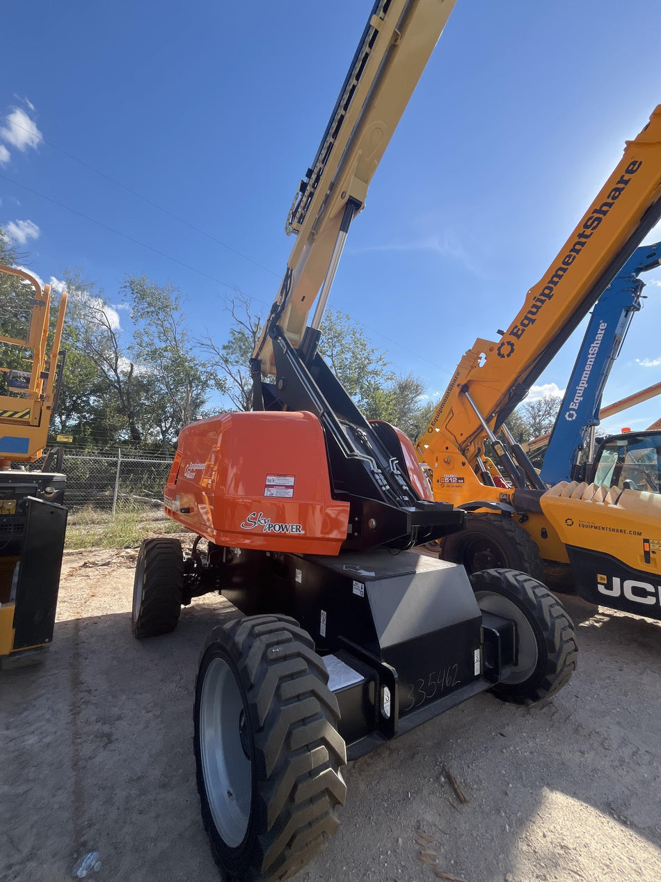 2025 JLG 660SJ