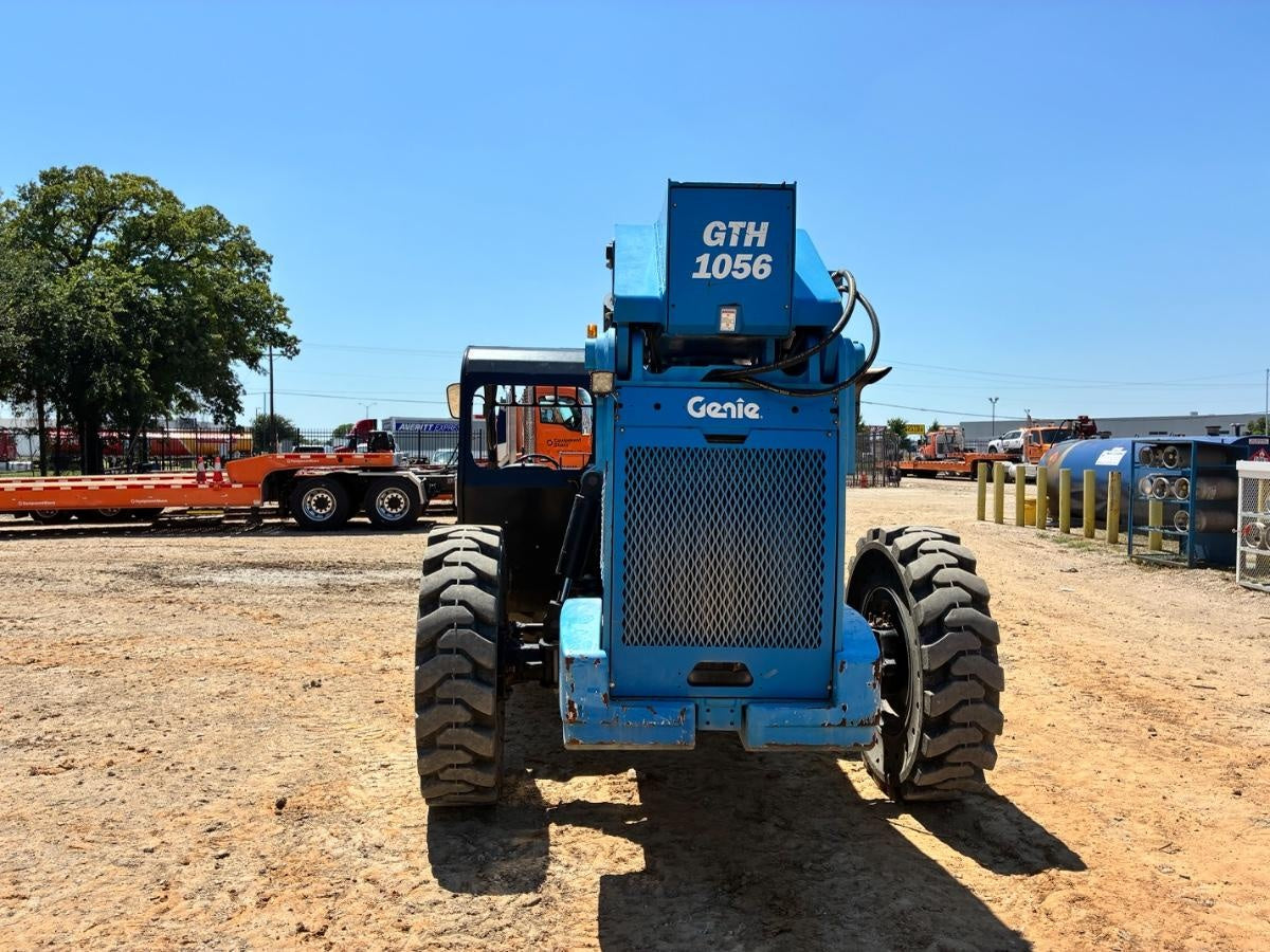 2017 GENIE GTH-1056