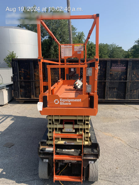 2022 JLG ES2632