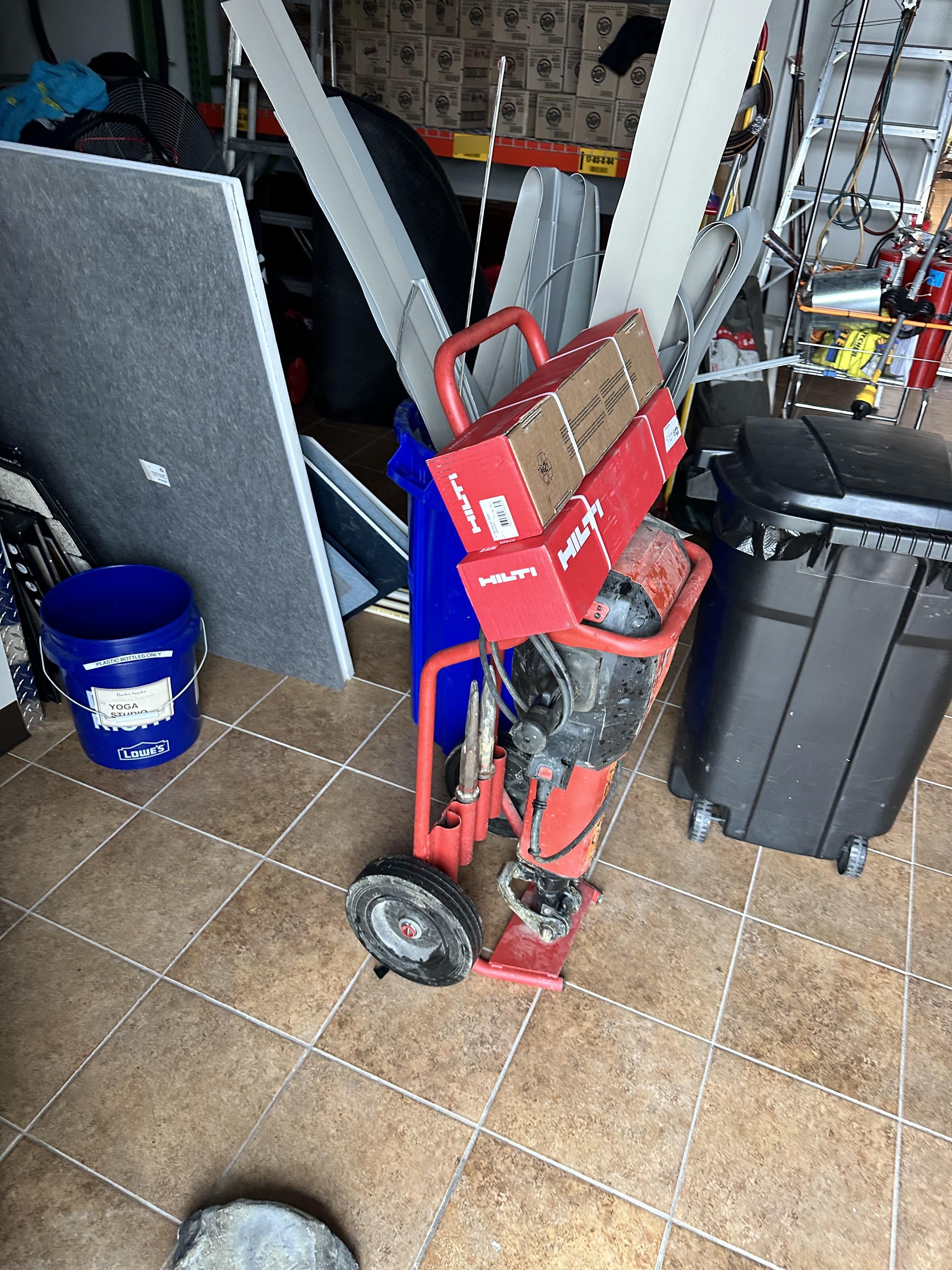 2021 HILTI TE 3000-AVR