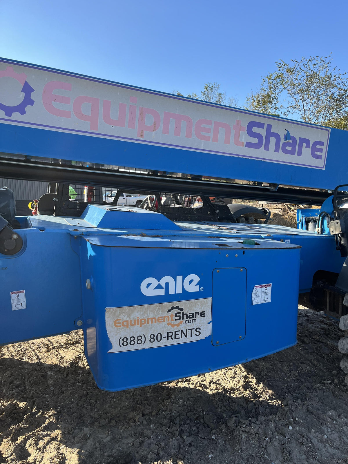 2017 Genie GTH-1056 Genie GTH1056, Solid Tires, 60" carriage, Open ROPS
