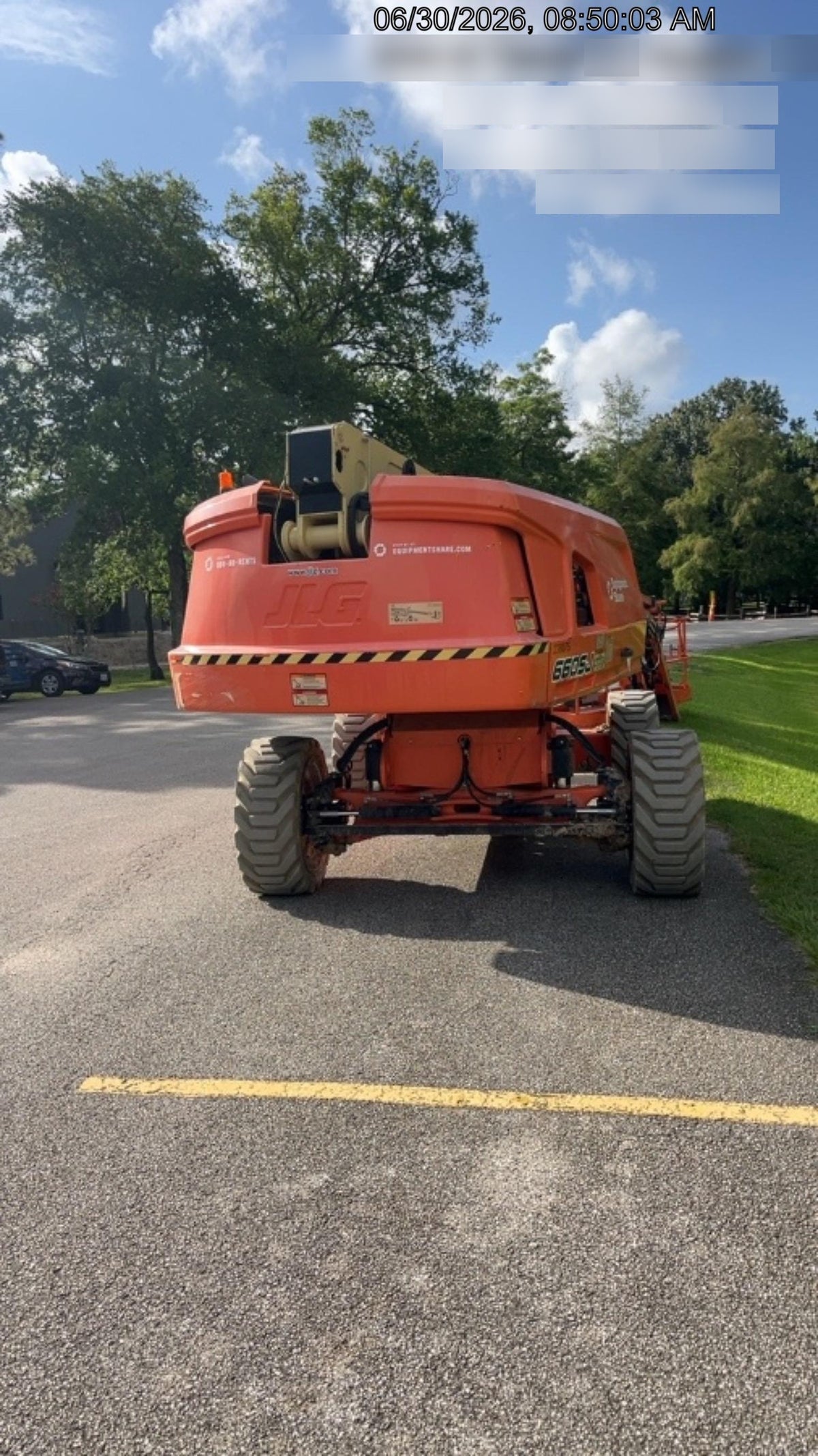 2022 JLG 660SJ