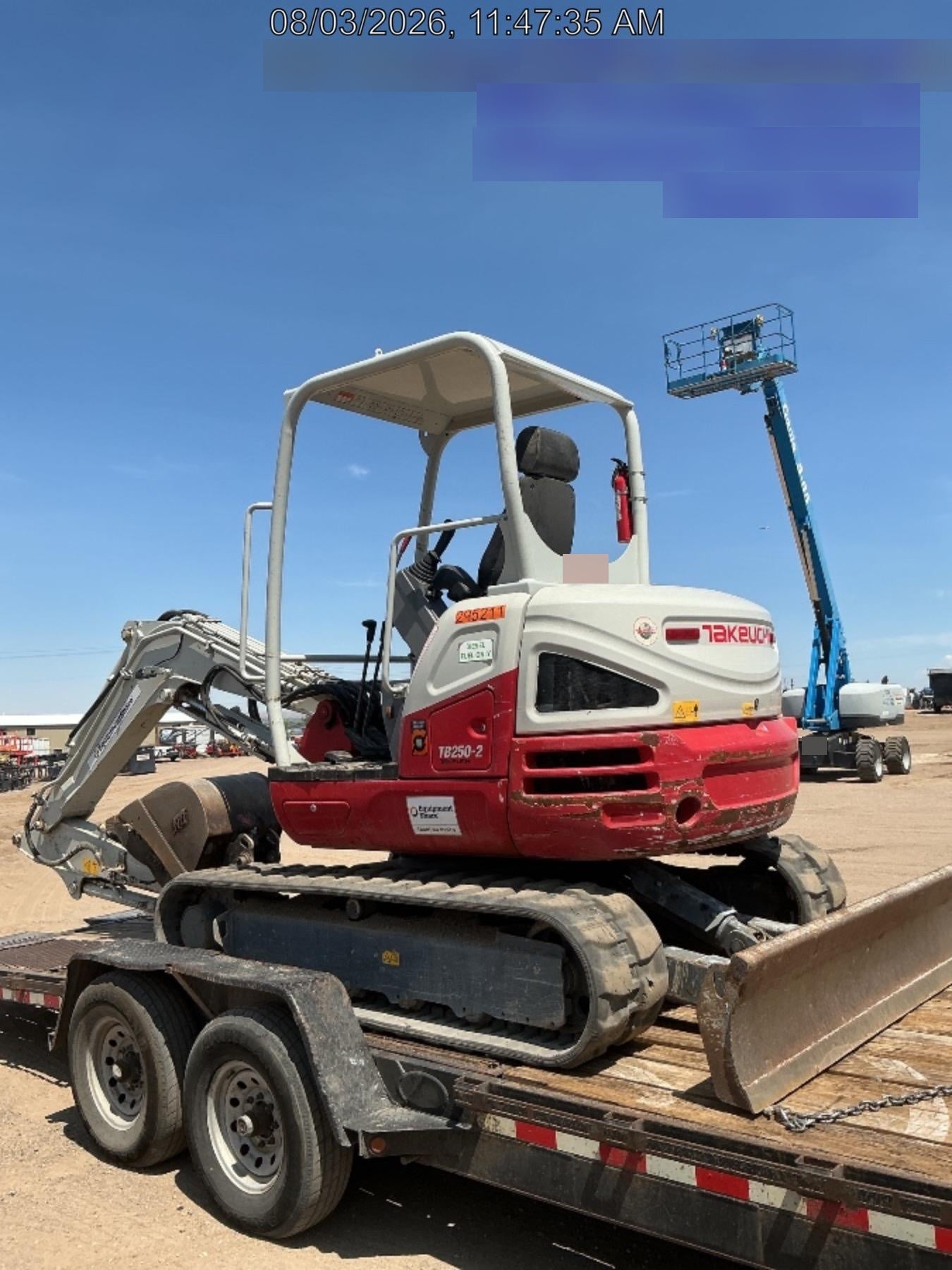 2023 TAKEUCHI TB250-2R