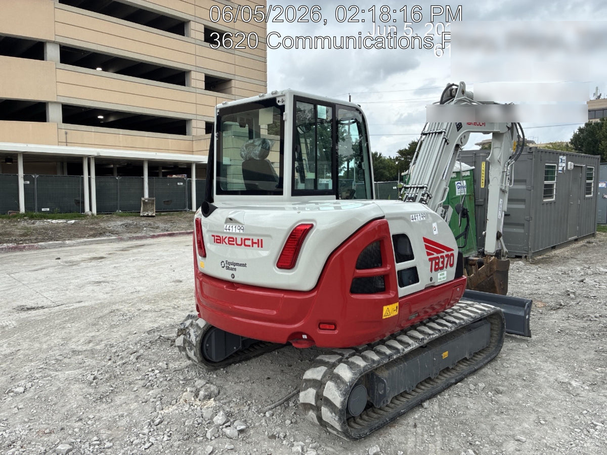 2024 TAKEUCHI TB370CR