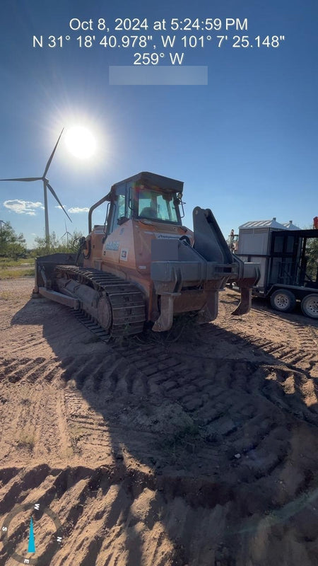2015 CASE 2050M