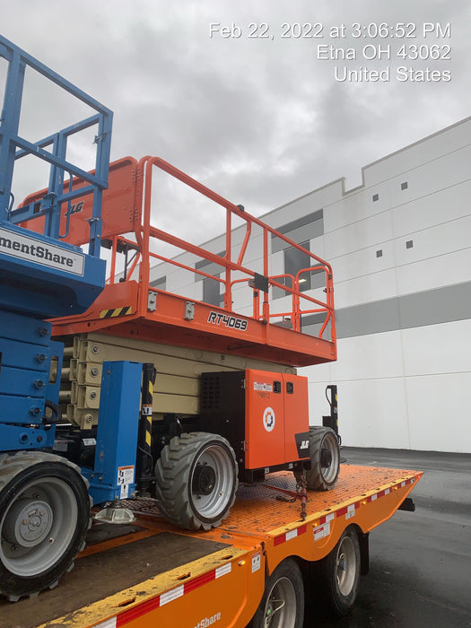2021 JLG RT4069