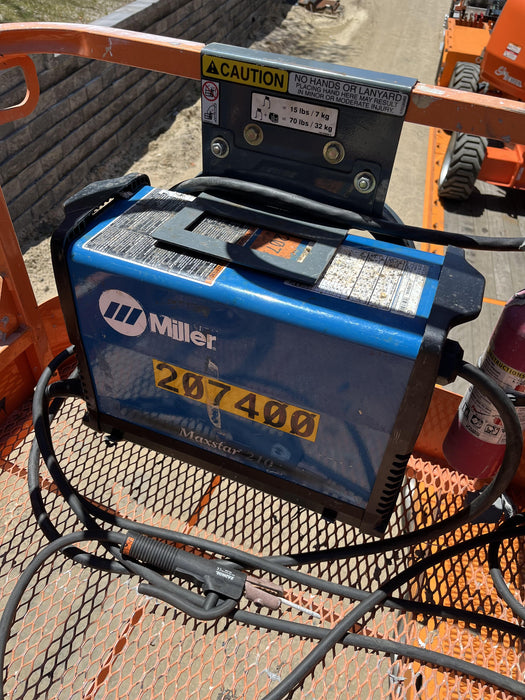 2022 MILLER ELECTRIC Maxstar 210 DX