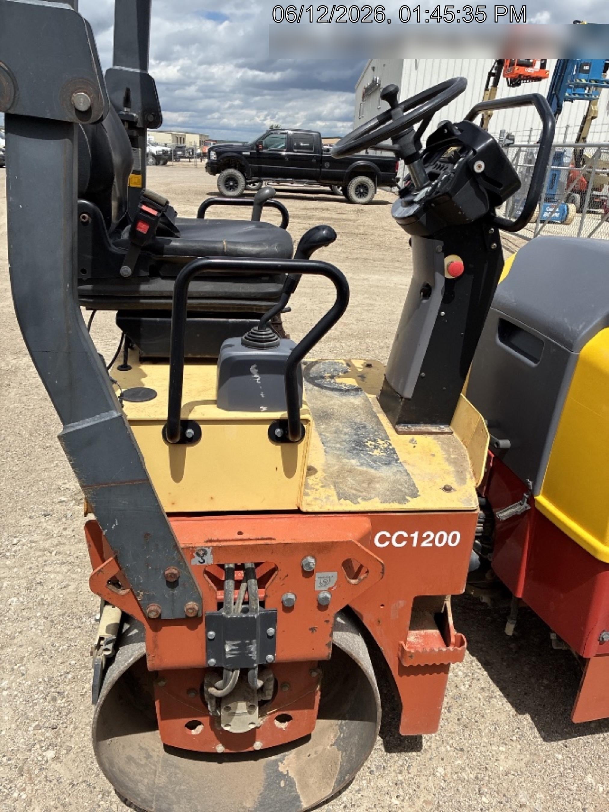2011 DYNAPAC CC1200