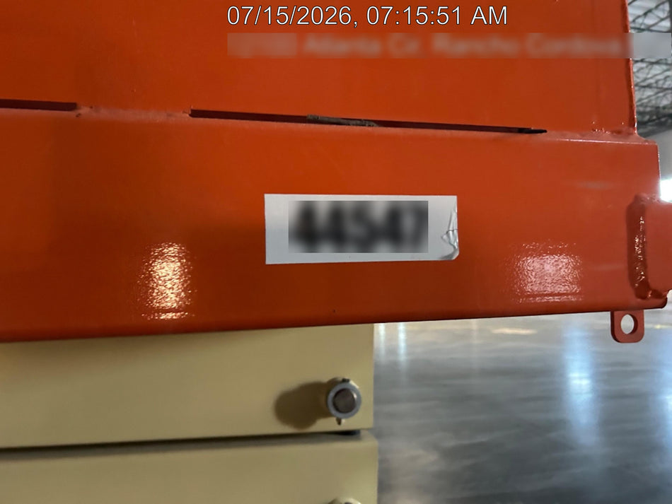 2019 JLG 430LRT