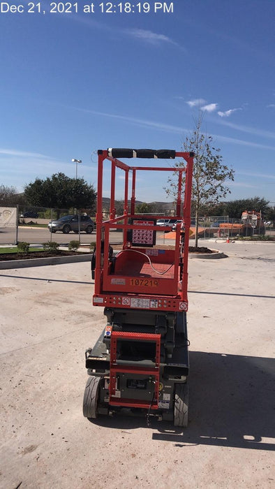 2020 Skyjack SJIII-3219 Solid NM Tires, Half height spring hinged entry gate, Dual Beacons, 800W Inverter