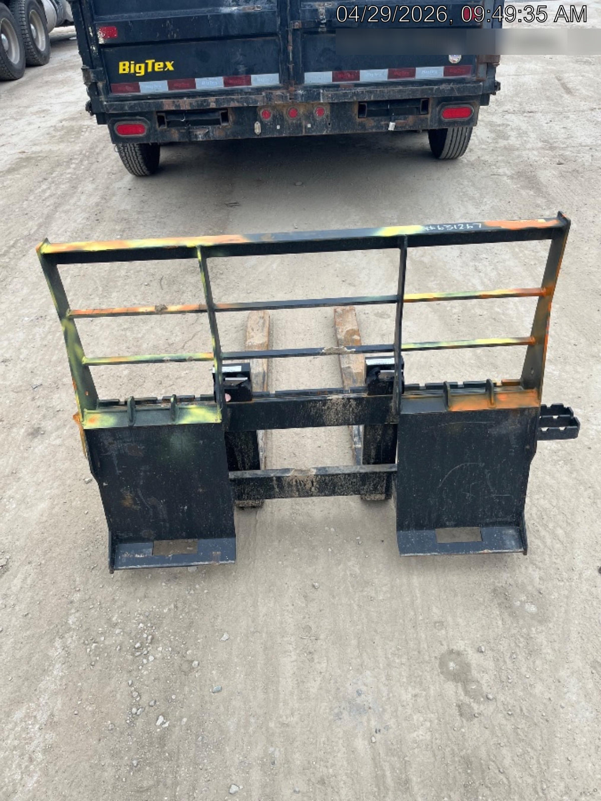 2025 ARROW MATERIAL HANDLING 48" Pallet Forks - Arrow