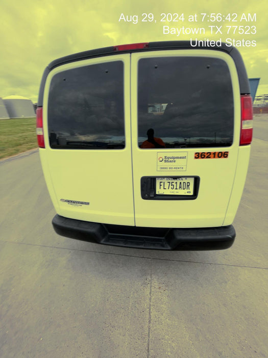 2023 CHEVROLET Express Van - Rental