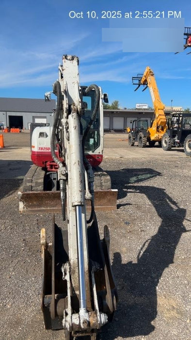 2020 Takeuchi TB250-2C Cab/Heat/Air, Rubber Tracks, Manual TAG QC
