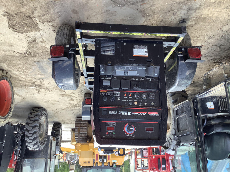 2019 Lincoln Electric Vantage 322 Welder Ready-Pak 3, Two wheel trailer, Fender and Light kit, Cable Rack