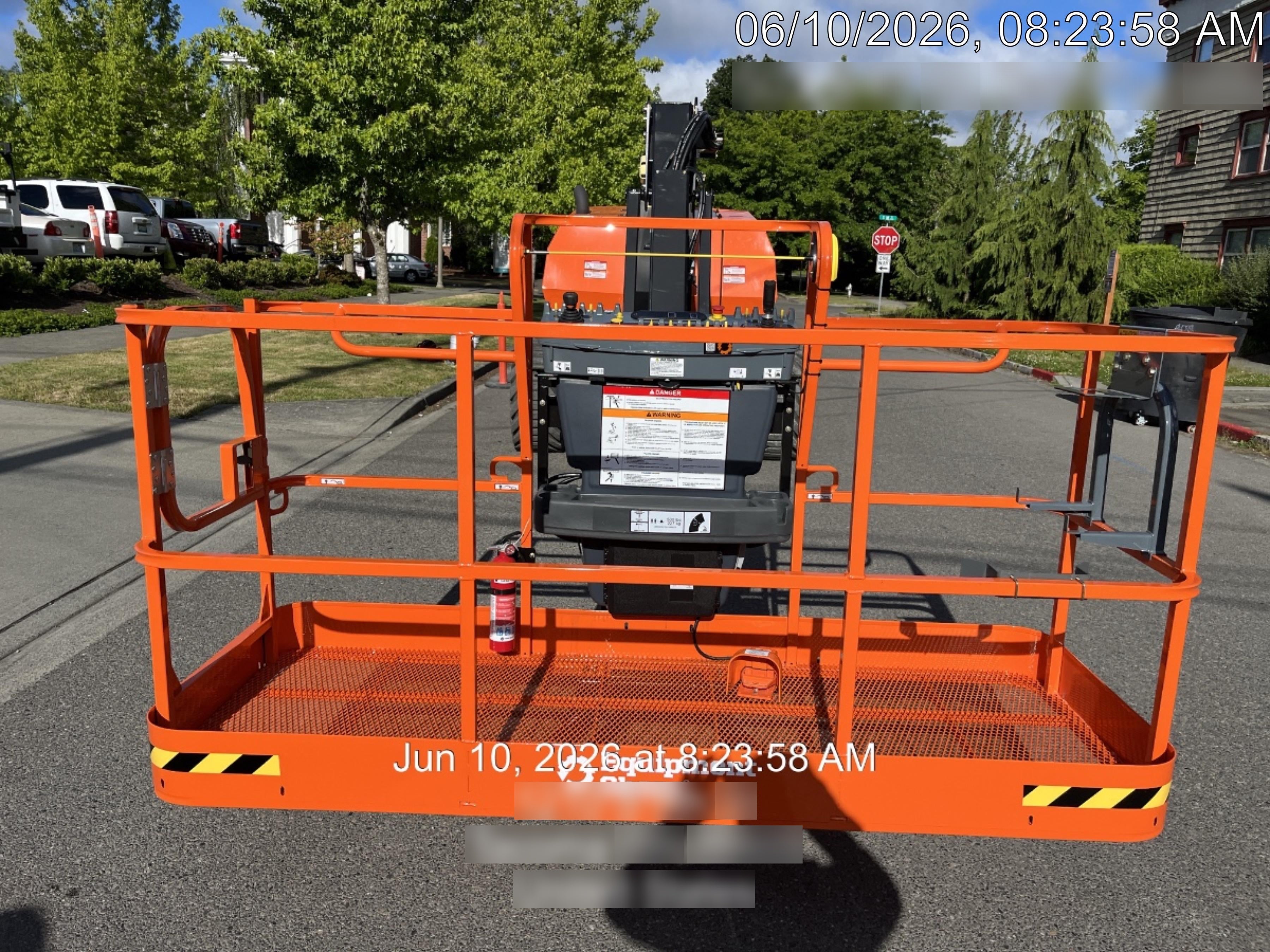 2026 JLG 800AJ