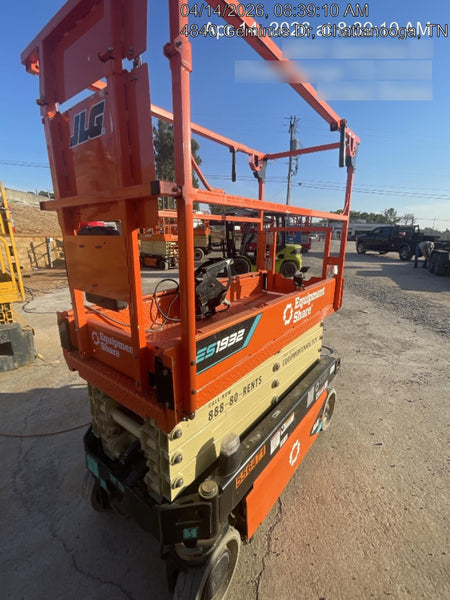2025 JLG ES1932