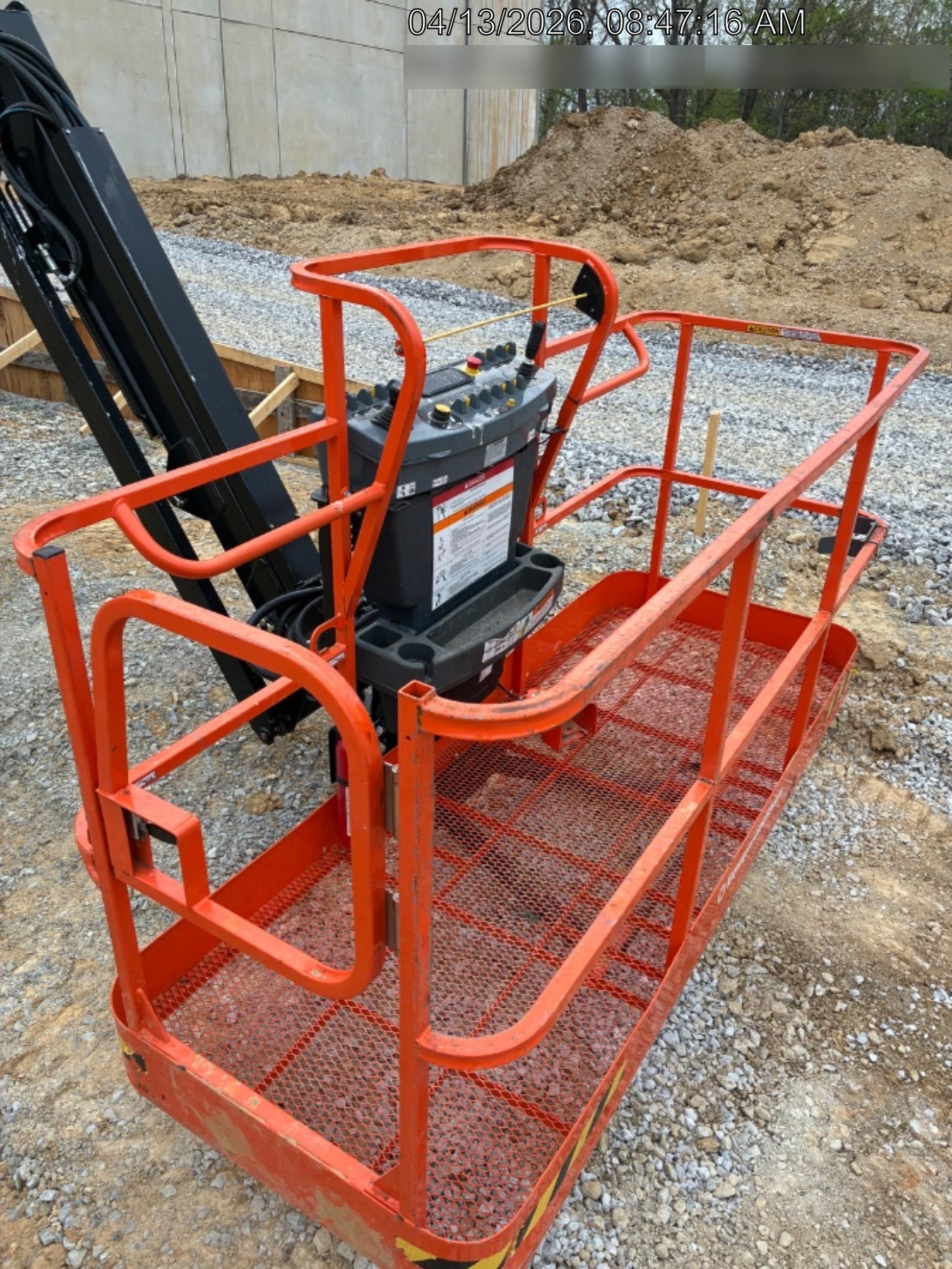 2025 JLG 660SJ