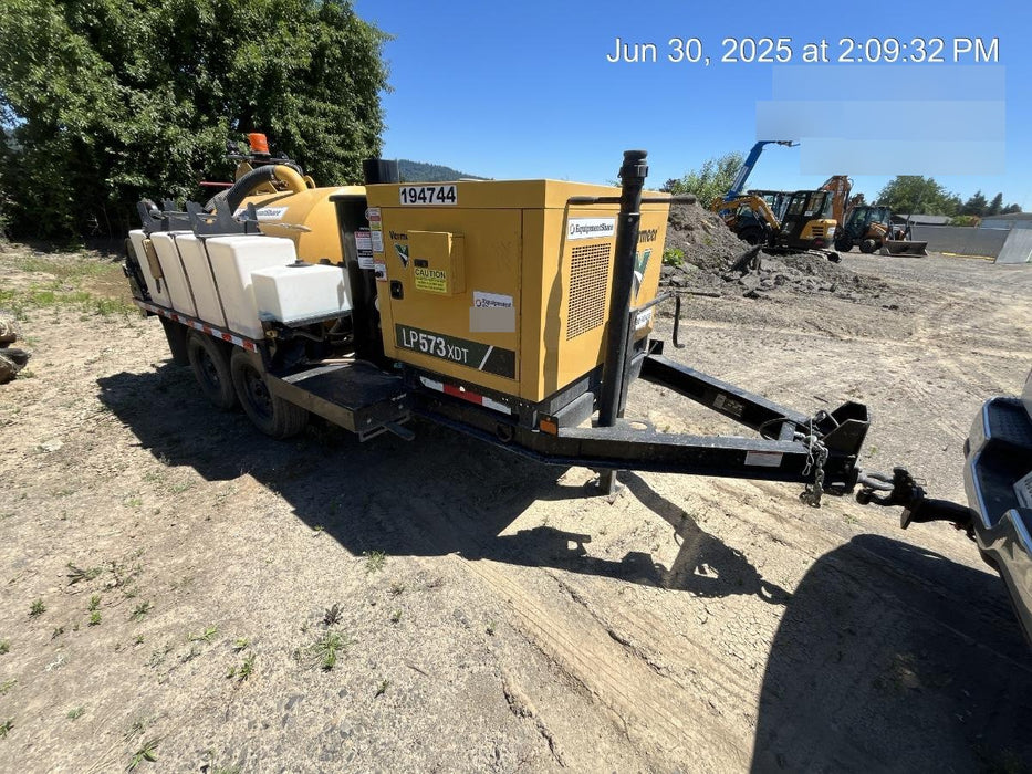 2021 VAC-TRON LP573XDT