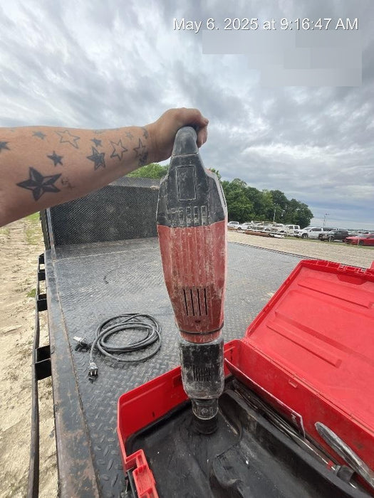 2020 HILTI TE 1000-AVR