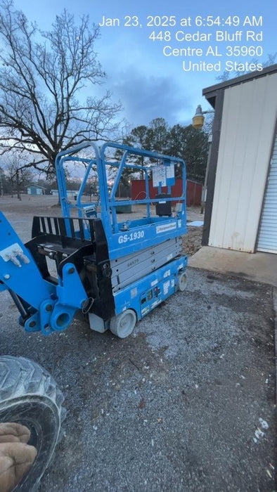 2019 Genie GS-1930 Fixed rails with chain Entry