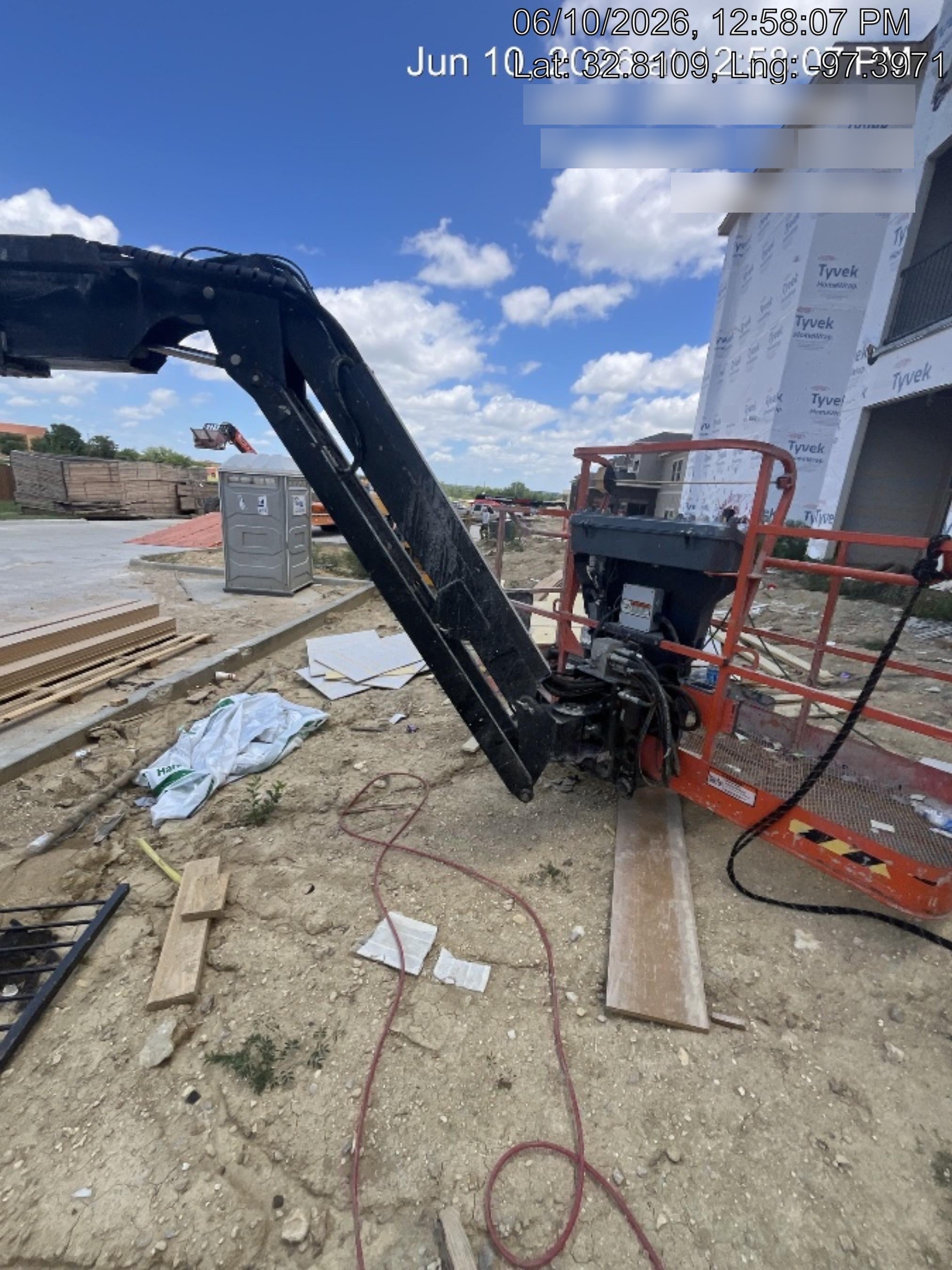 2024 JLG 660SJ