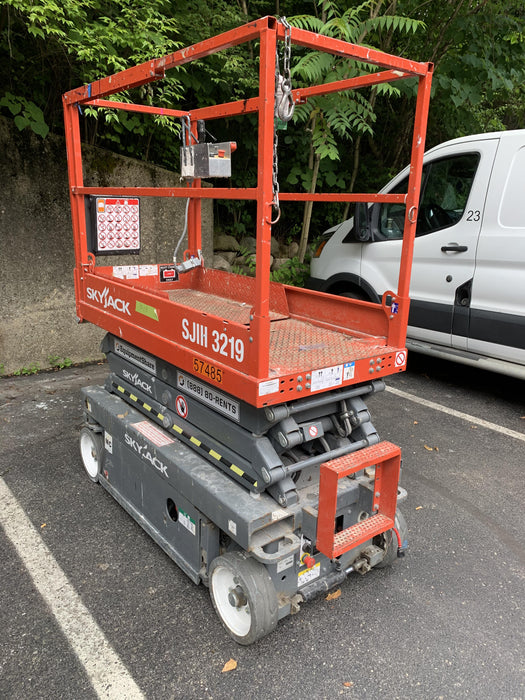2017 Skyjack SJIII-3219 Standard Rental Specs