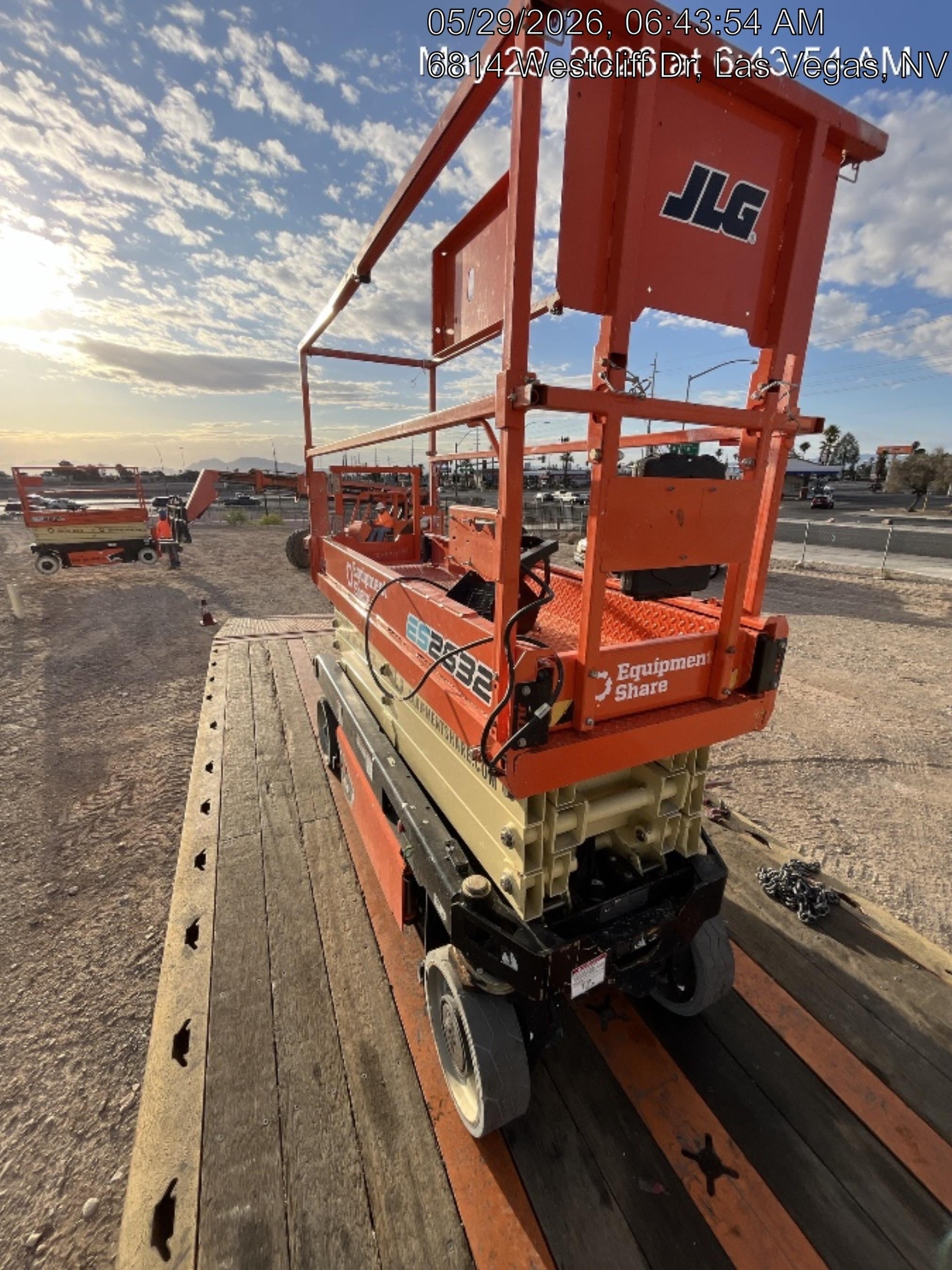 2022 JLG ES2632