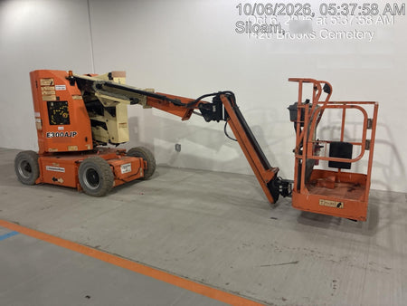 2019 JLG E300AJP