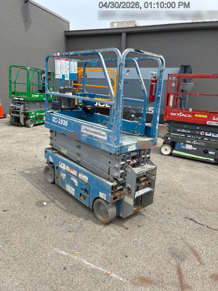 2019 Genie GS-1930 Fixed rails with chain Entry