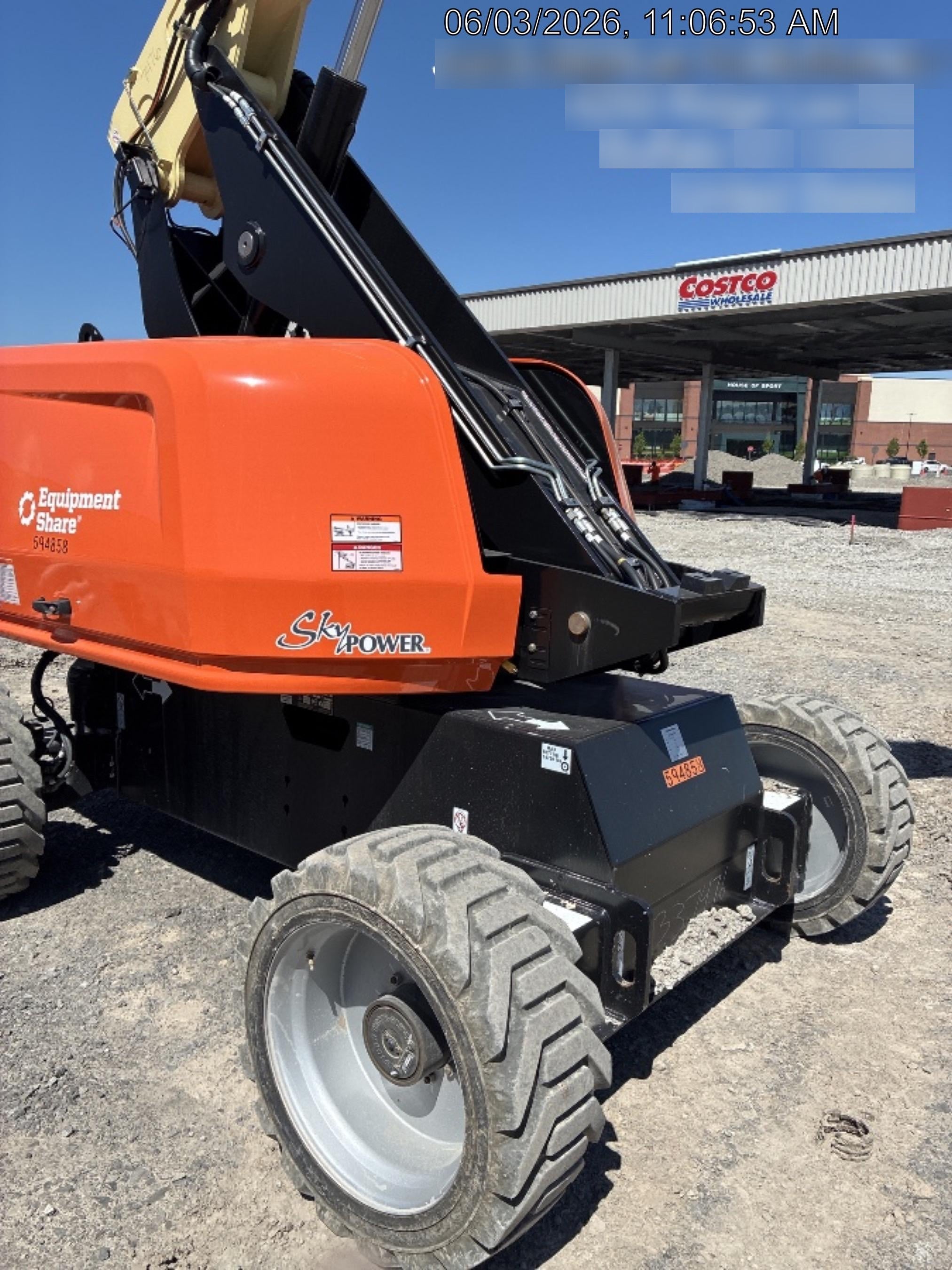 2025 JLG 660SJ
