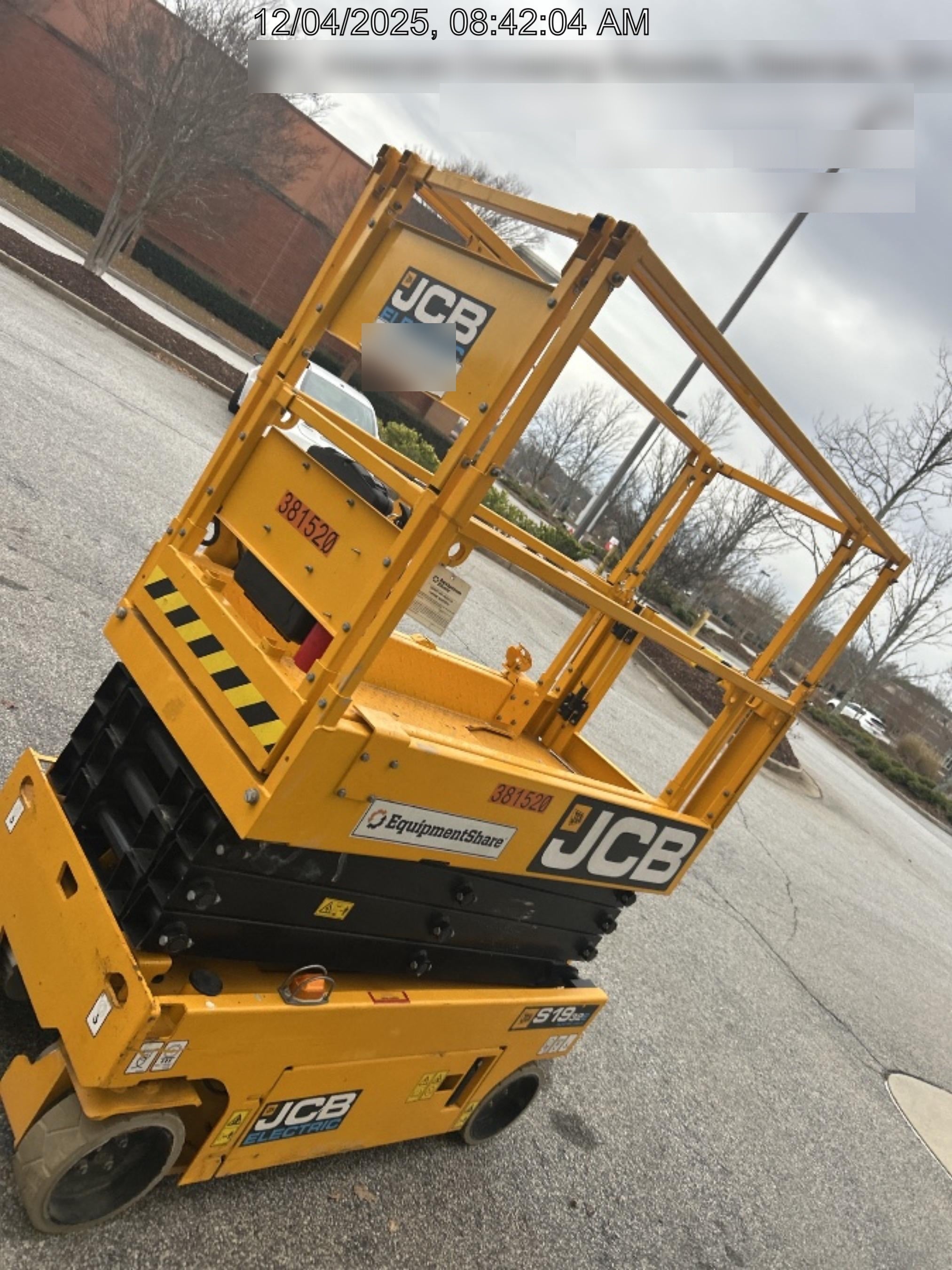 2024 JCB S1932E