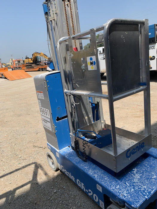2019 GENIE GR-20
