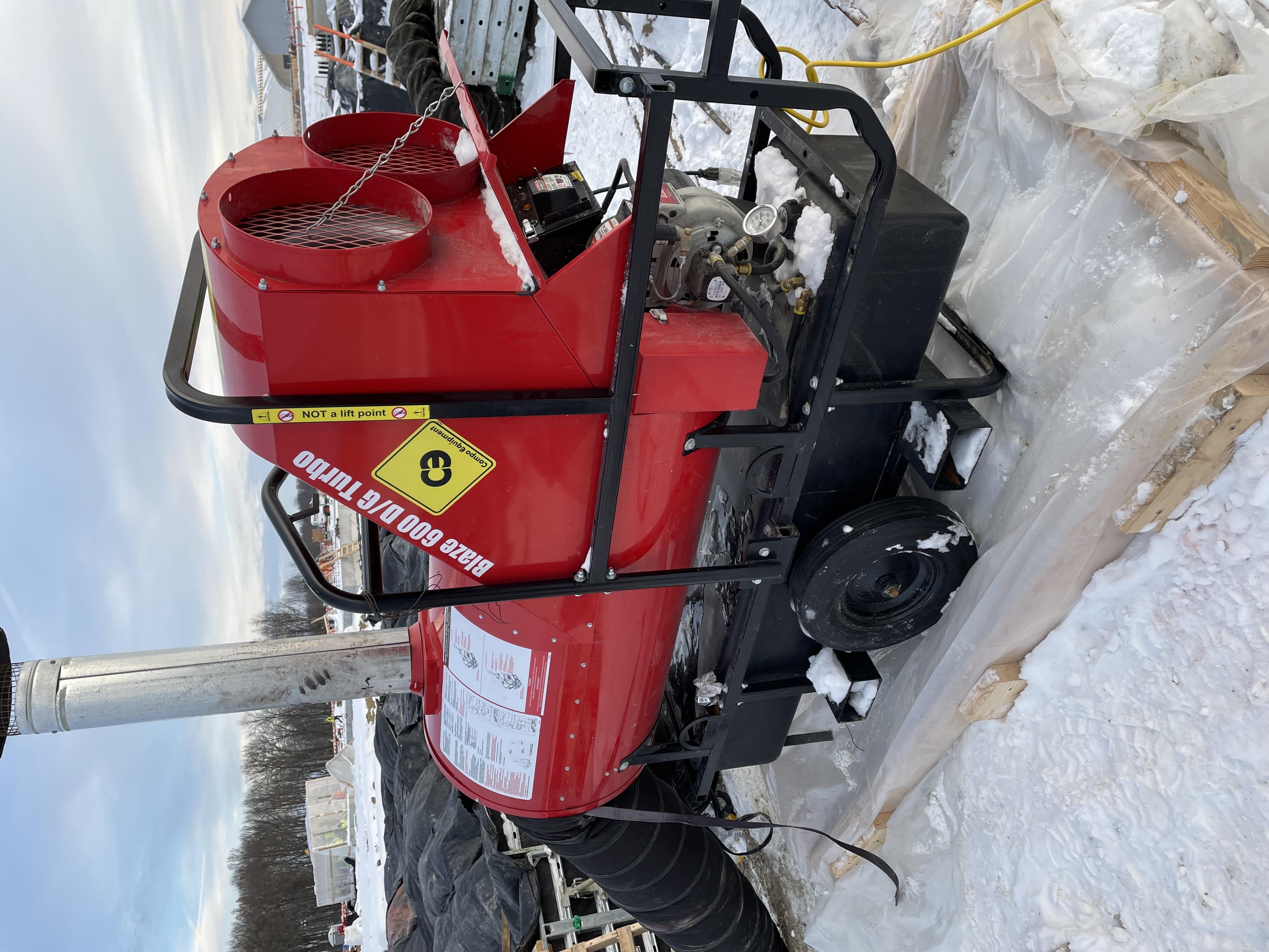2025 CAMPO EB600D-RE1