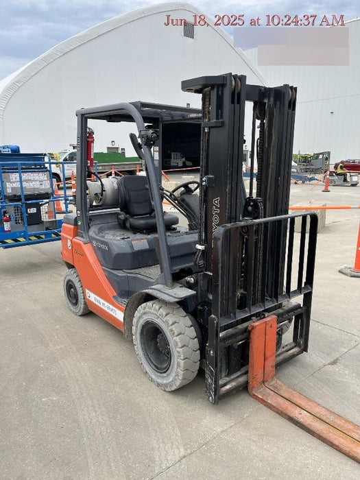 2022 TOYOTA 50-8FGU25