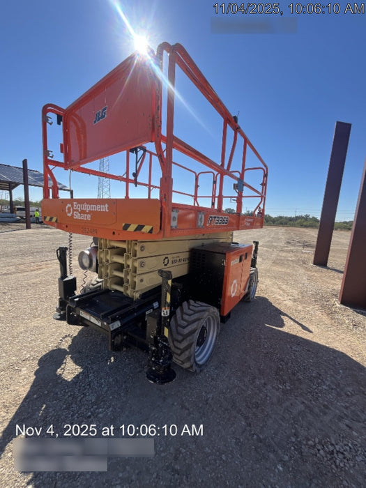 2022 JLG RT3369