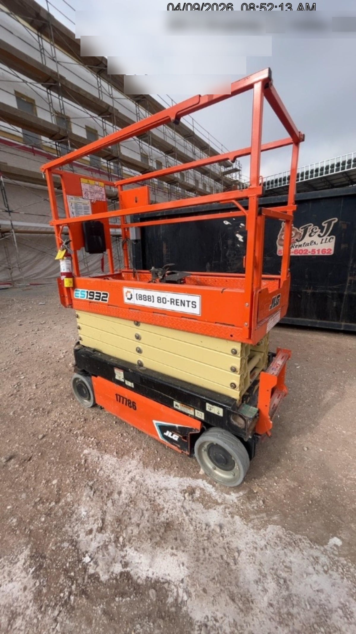 2021 JLG ES1932