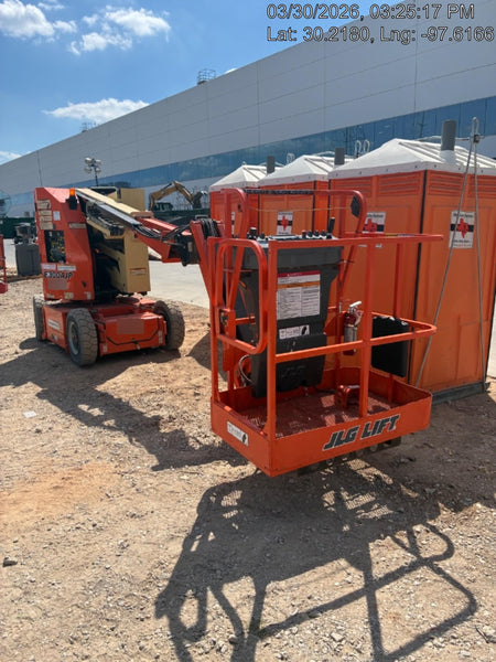 2019 JLG E300AJP