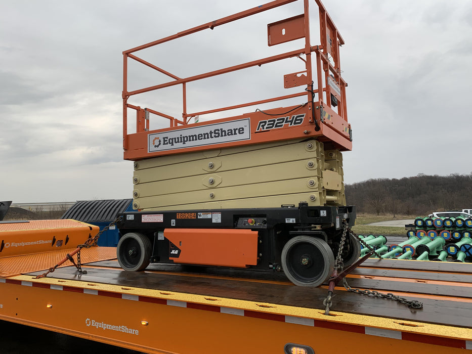 2021 JLG R3246
