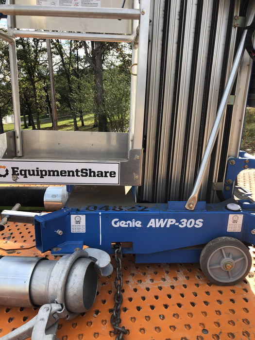 2020 GENIE AWP-30S