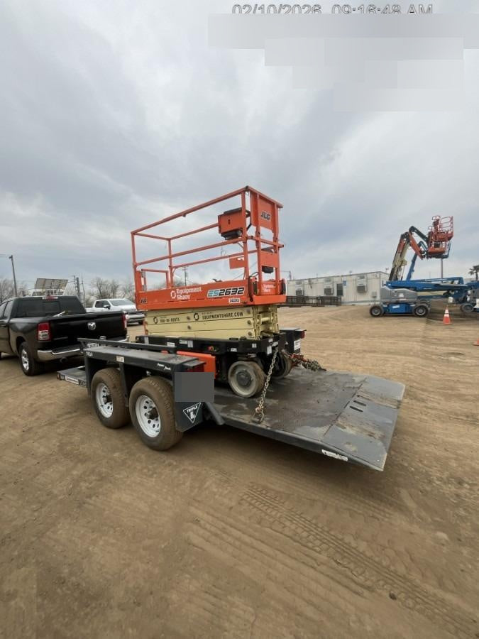 2022 JLG ES2632