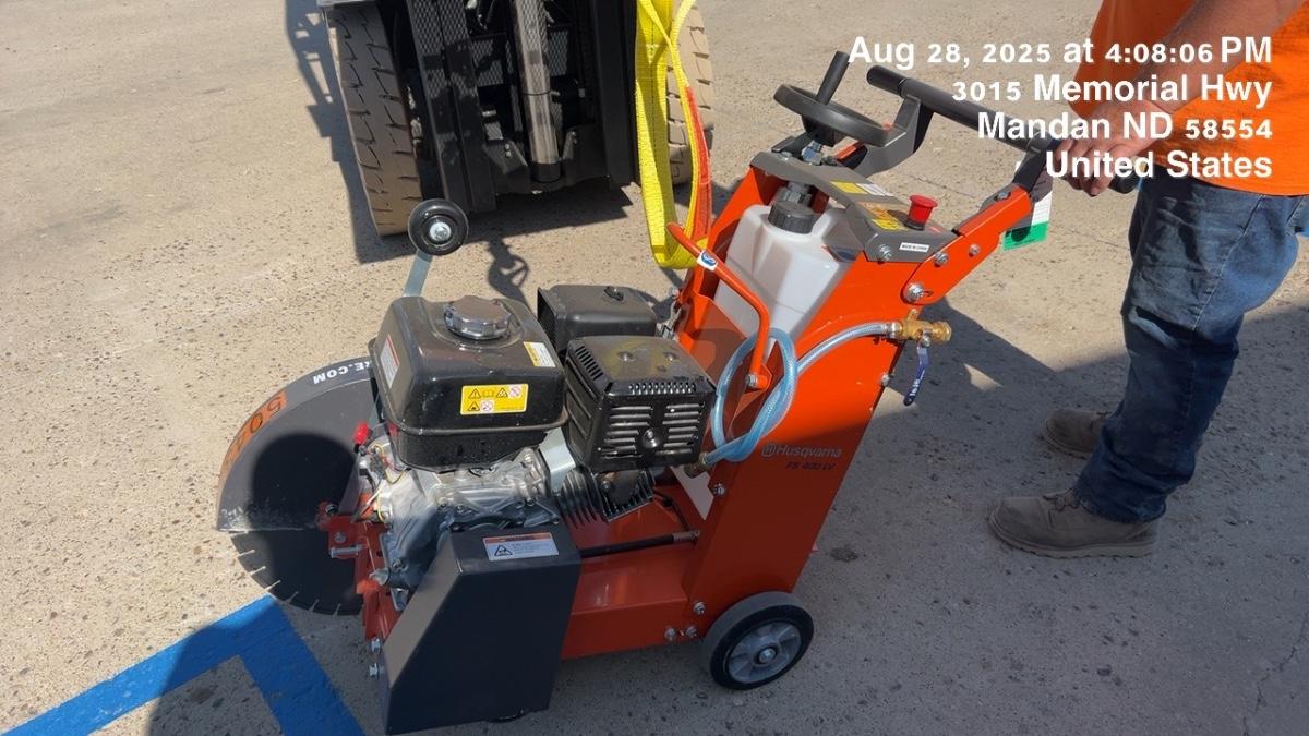 2025 HUSQVARNA FS 400 LV