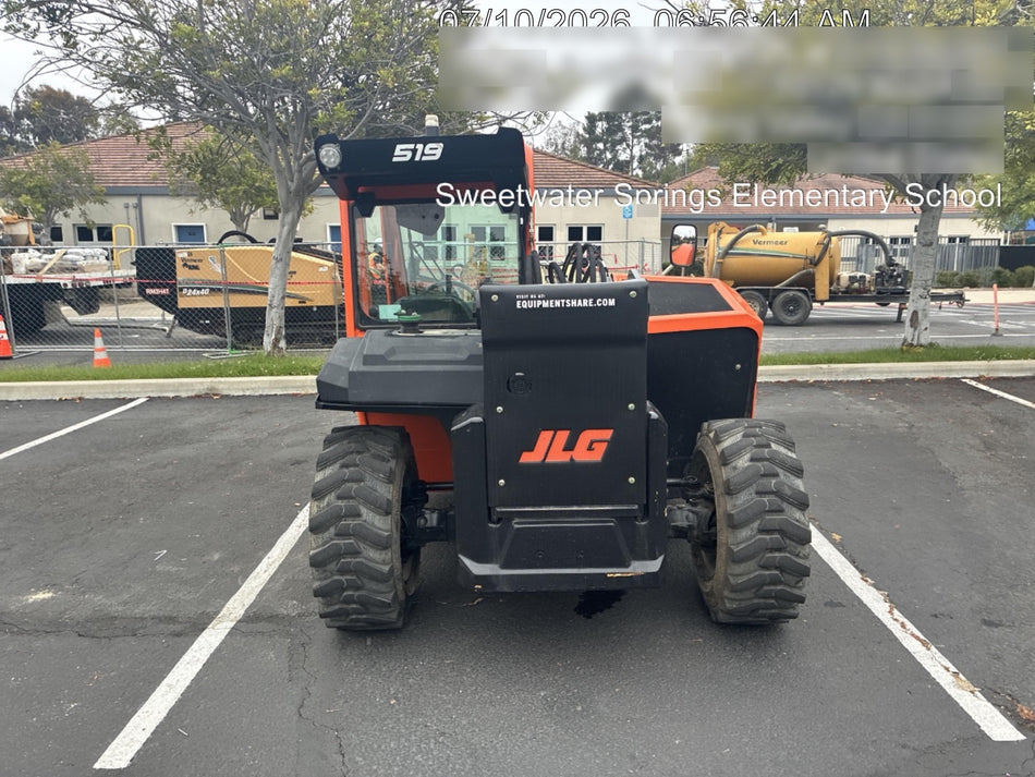 2025 JLG 519