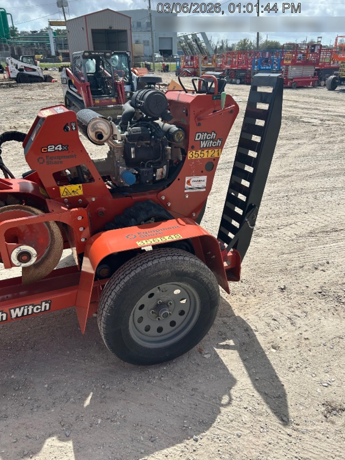 2023 DITCH WITCH C24XA