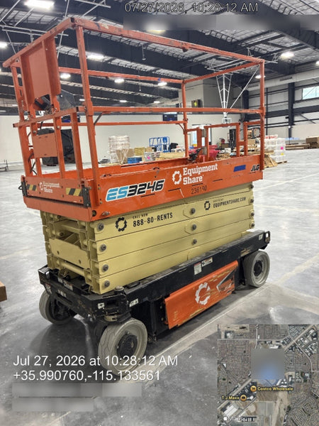 2022 JLG ES3246