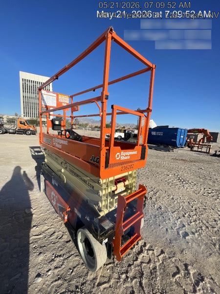 2022 JLG ES2632