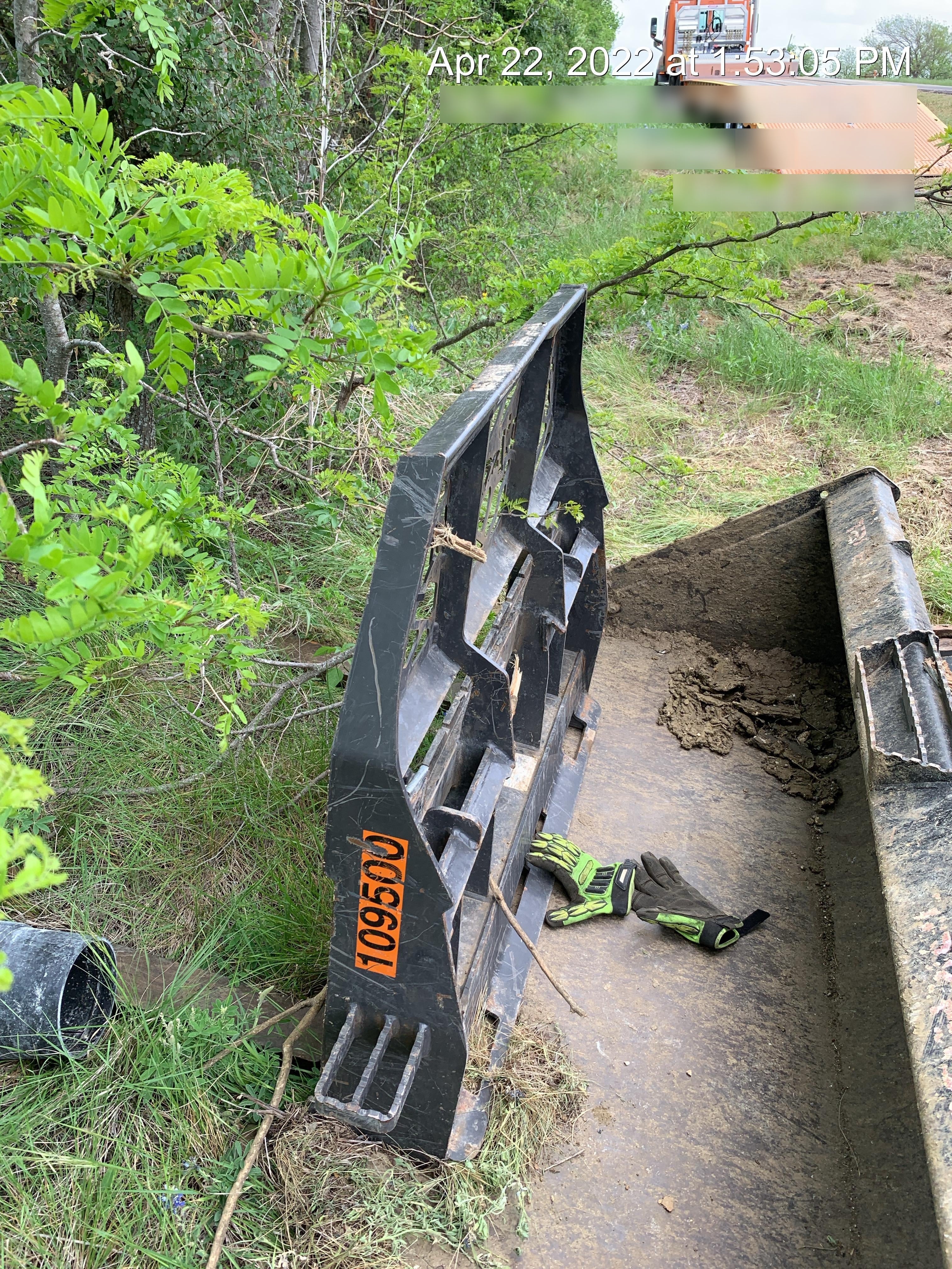 2020 EMKAY 48" Pallet Forks - Emkay