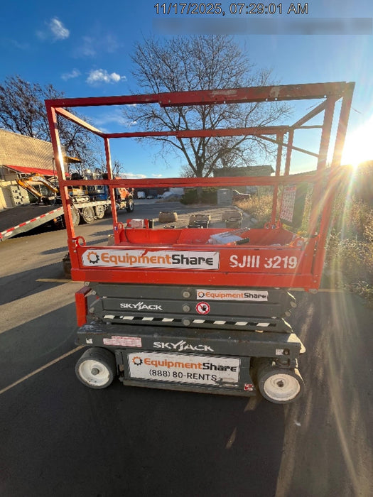 2018 SKYJACK SJIII-3219