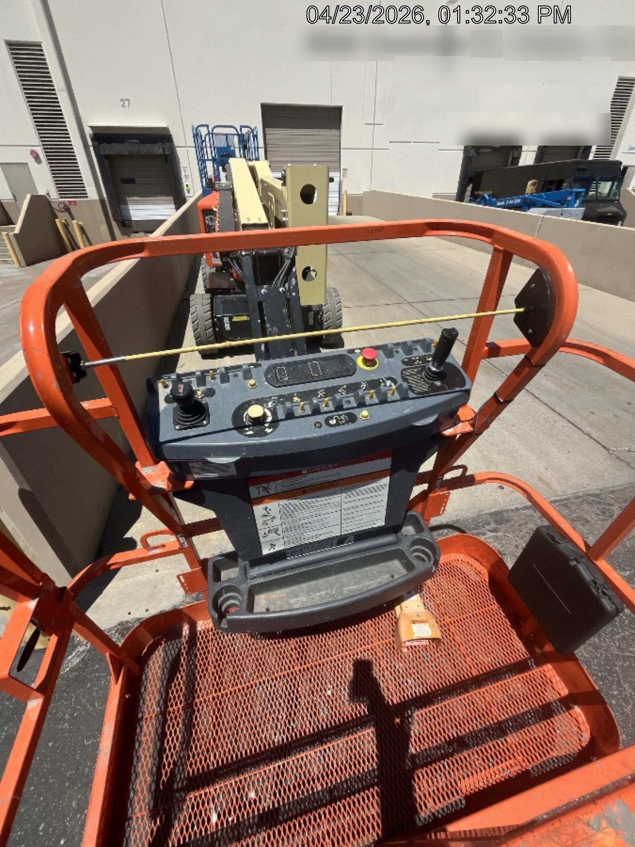 2024 JLG E450AJ