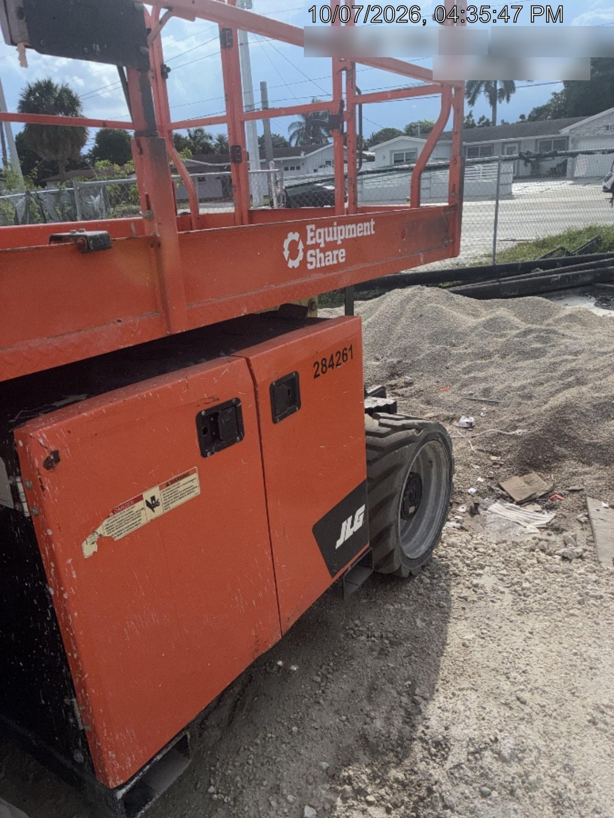 2022 JLG RT2669