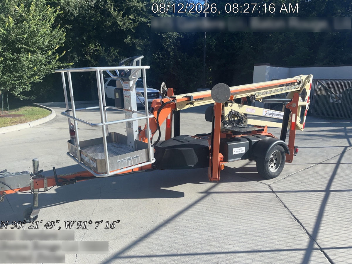 2022 JLG T350